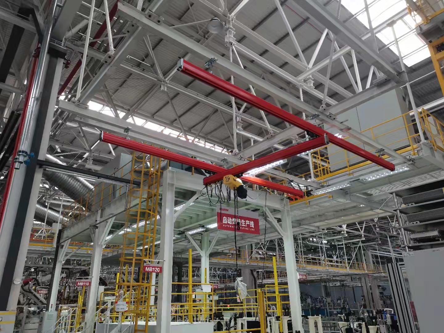 Gaffey industries top running single girder overhead crane photo